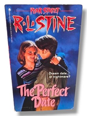 The Perfect Date R.L. Stine First Edition Fear Street Vintage YA Horror Book